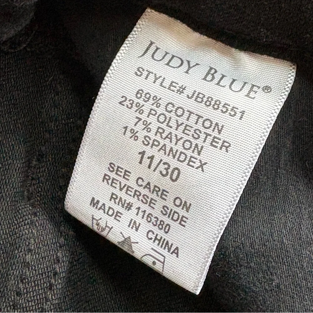 Judy Blue Black Stretch Skinny Raw Hem Ankle Jeans Women’s 11/30 - Picture 11 of 11